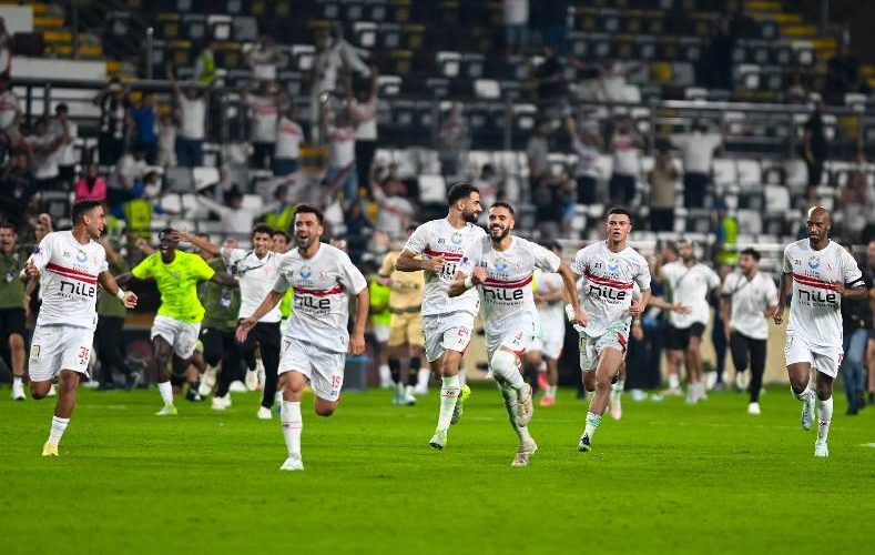 الزمالك يتسلم ملابس فريق الكرة بعد انتهاء أزمة الجمارك.. خاص