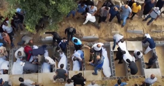 شهداء ومصابون في قصف الاحتلال لفلسطينيين بحي الشجاعية شرقي غزة