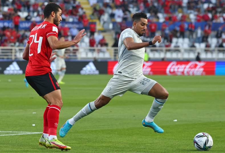 فيفا يُذكر الهلال برباعية الأهلي التاريخية في كأس العالم للأندية “فيديو”