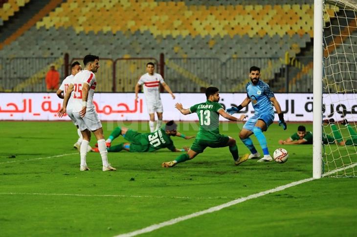 كاف يخطر الزمالك بنقل مباراة المصري في الكونفدرالية