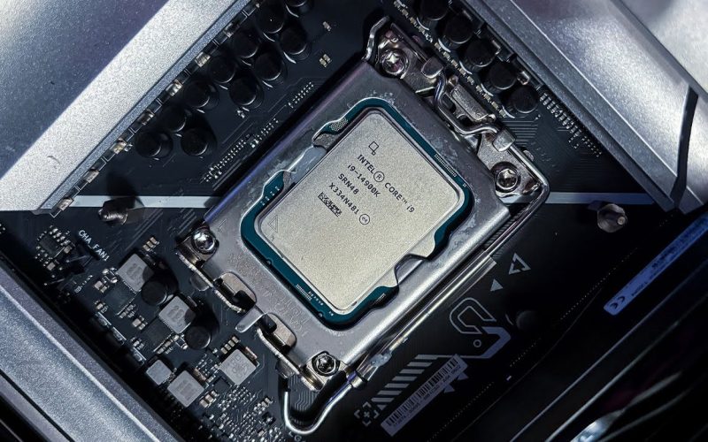 مراجعة للمعالج Intel Core i9-14900K