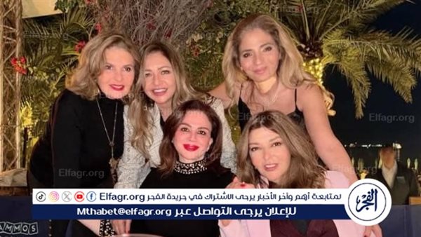 إلهام شاهين تعايد سميرة سعيد بعيد ميلادها برسالة دافئة ومجموعة من الصور مع النجوم